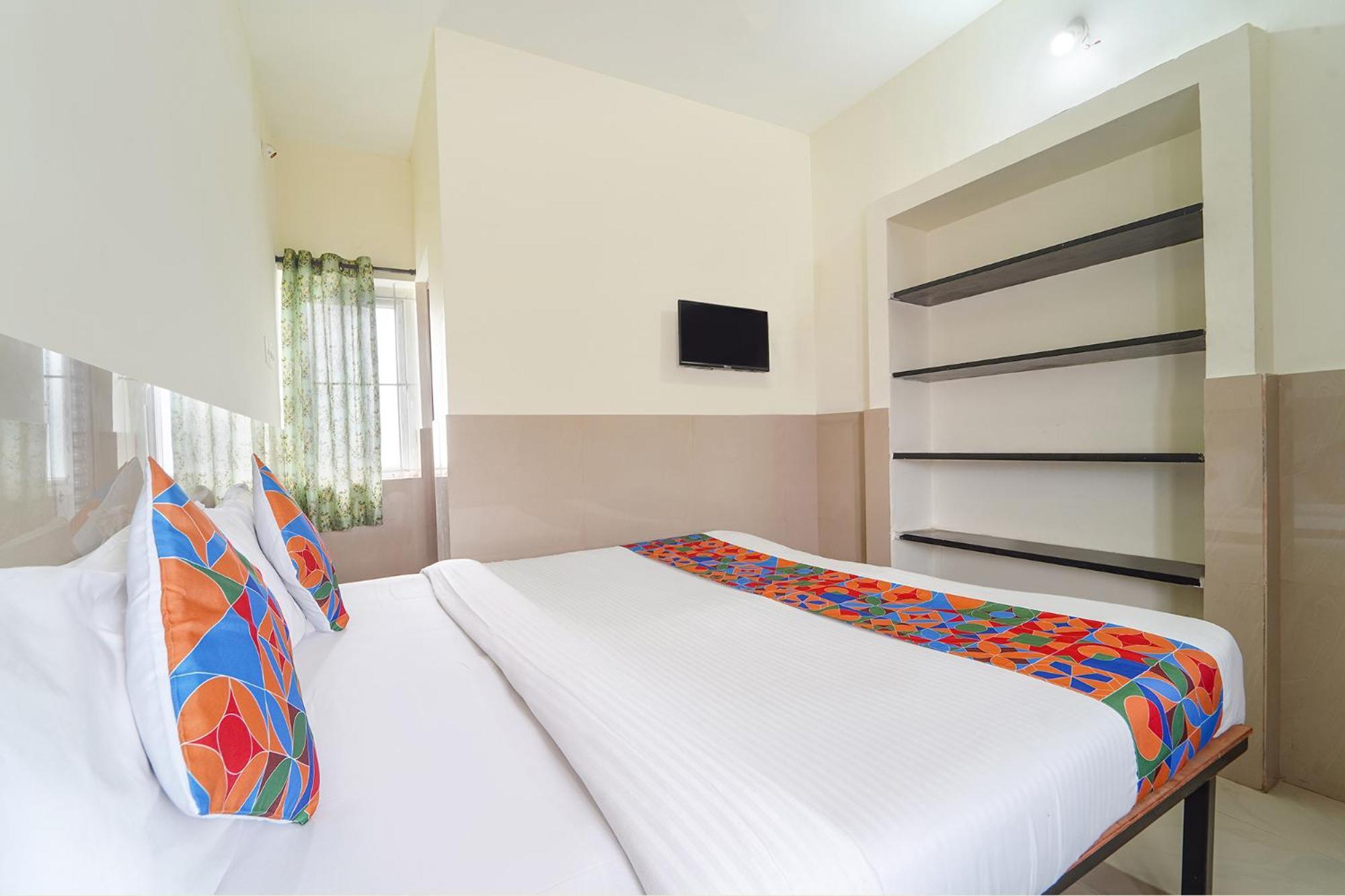 Fabexpress Clover Castle - Nr Coimbatore International Airport Exterior foto